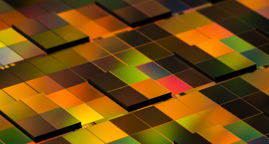 混合鍵合正在顛覆傳統(tǒng)制造工藝并加速半導(dǎo)體行業(yè)