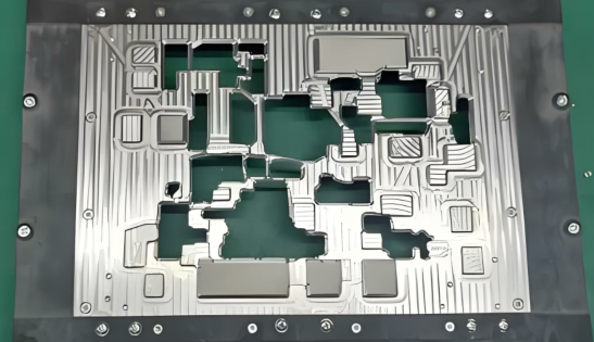 波峰焊載具沾錫的原因與波峰焊載具清洗劑介紹