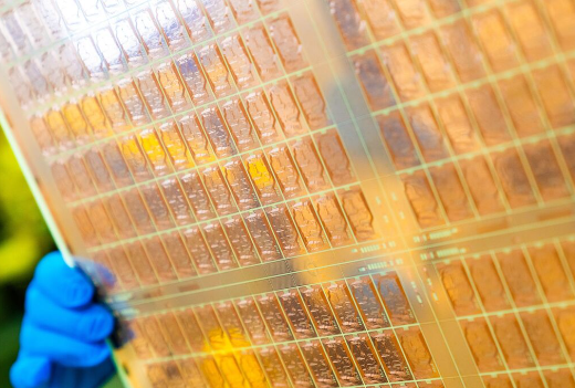 芯片封裝基板關(guān)鍵技術(shù)進(jìn)展及市場應(yīng)用展望分析和芯片封裝基板清洗介紹