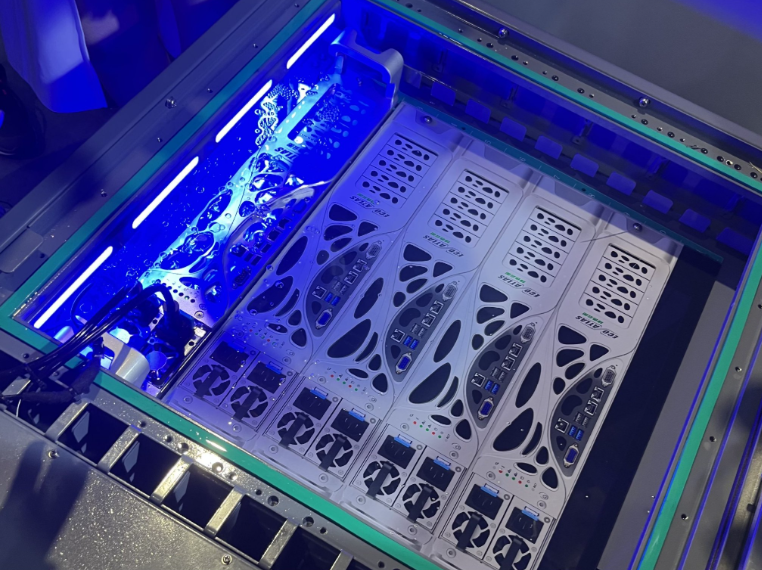 浸沒式液冷服務器優缺點與應用分析及液冷服務器電路板清洗劑介紹